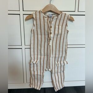 Old navy pant romper size 6-12 months